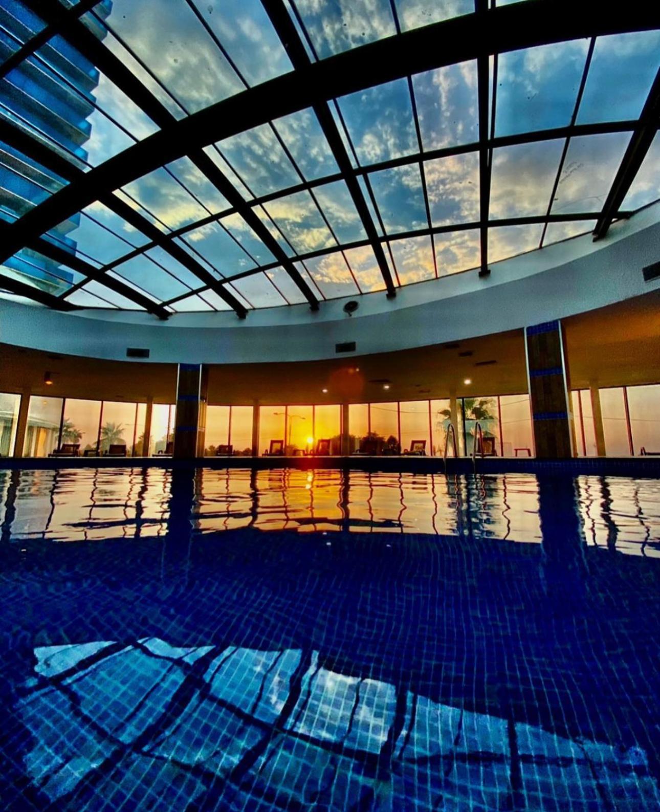 Orbi City Batumi Star Aparthotel ภายนอก รูปภาพ